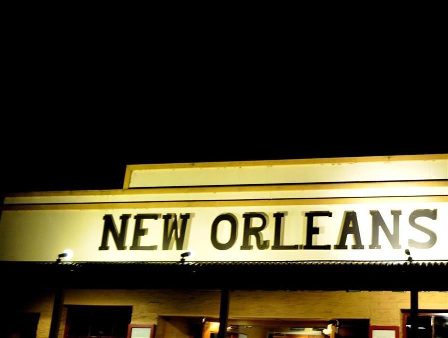 New Orleans Hotel Эрроутаун Экстерьер фото